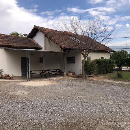 Kurlender Guest House Sheʼar Yashuv Exterior foto
