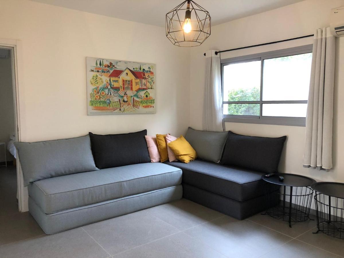 Kurlender Guest House Sheʼar Yashuv Exterior foto