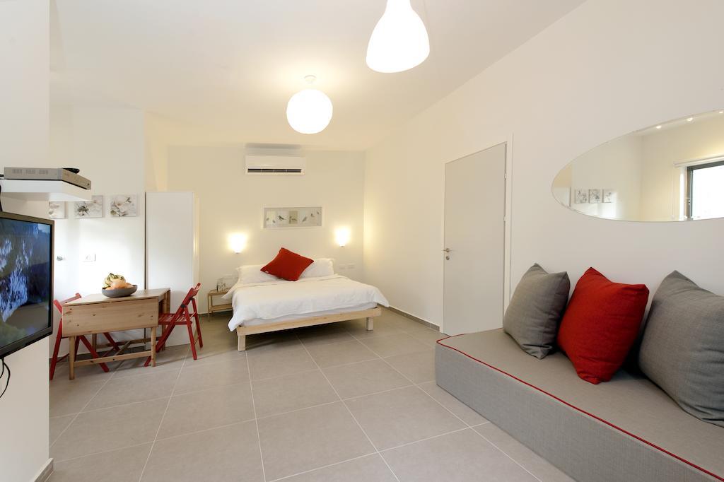 Kurlender Guest House Sheʼar Yashuv Cameră foto
